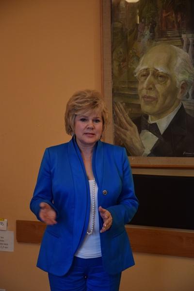Деркачева С.А.,  директор литературного музея, член Общественной палаты